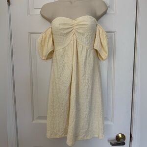 Light yellow off shoulder midi dress